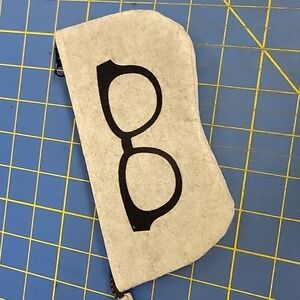 Gray Woolish Glasses Zipper Case Black